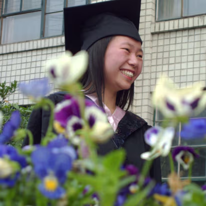 Hanhan_Graduation-013 The future of China through flowers.