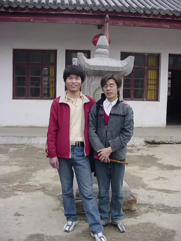 Temple_Mar_2004-006