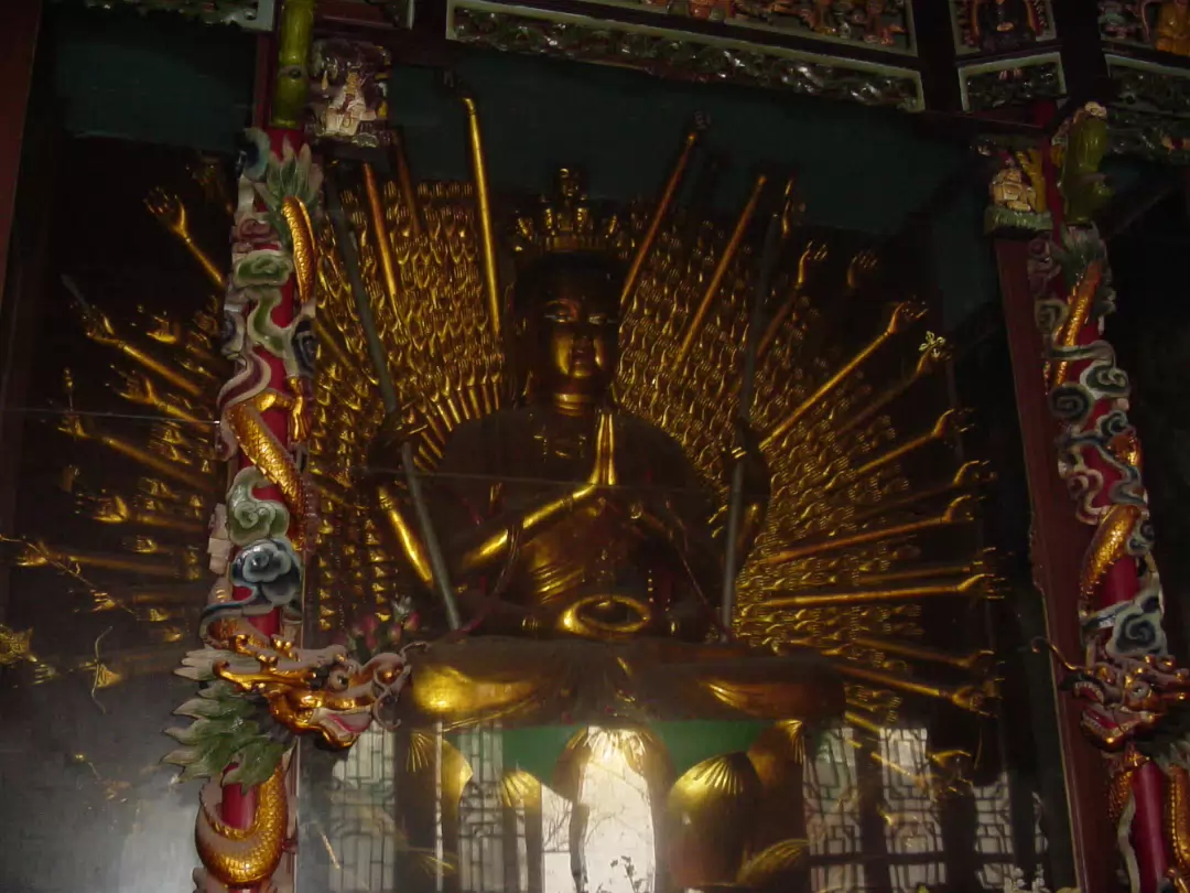 Temple_Mar_2004-007