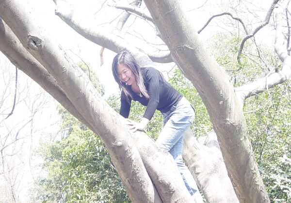 Caishi Mar 2005 Caishi Mar 2005 Me and Hanhan visited one kind of chilly day. It is a nice place and we had fun.