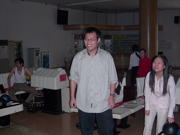 Friend's Visit Hanhan's friends visited one day and we went out and about.