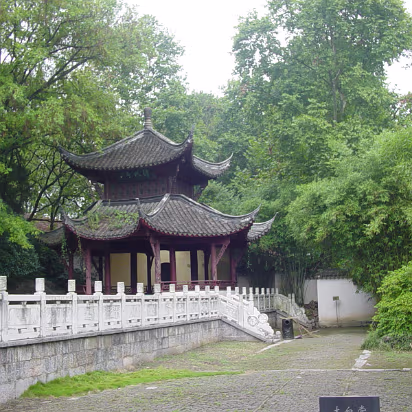 Caishi_Aug_2004-007 Taibai Tower area.