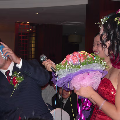 Rammy's_Wedding-011 Chinese couples have to perform for the guests, Rammy is a good actor.