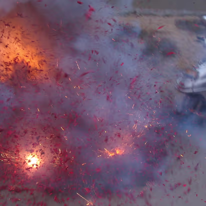 Spring_Festival_06-009 10,000 firecrackers - 3 seconds