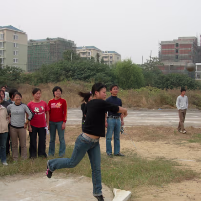 Sports_Day_2005-004 A strong throw, it may be the mark to beat.