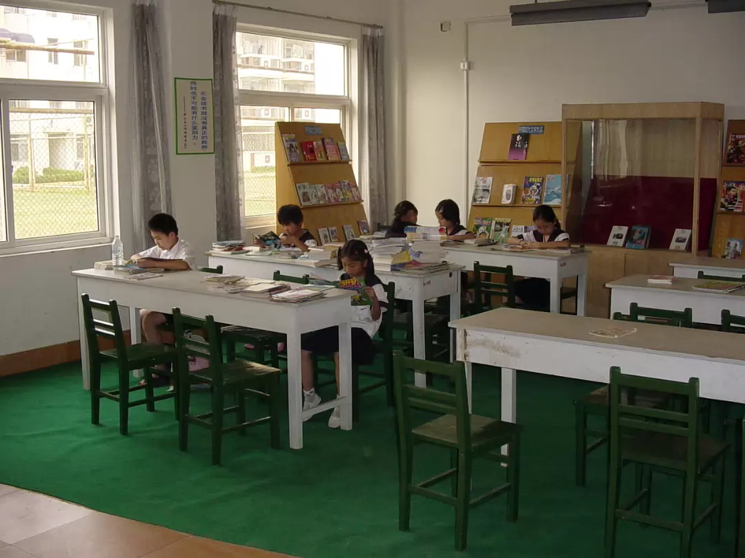 Day_At_School-002
