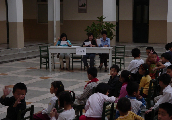 Story Telling Competition Story Telling Competition A story telling competition sounded fun. But the stories were recited from books and the...