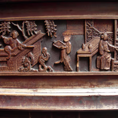 Mudu-18 The matchmaker has signaled a man that the coast is clear to come into the girl's room.