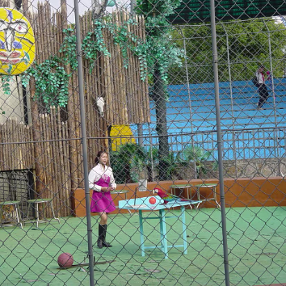 Shanghai_Sep_2003-020 Shanghai Wildlife Park