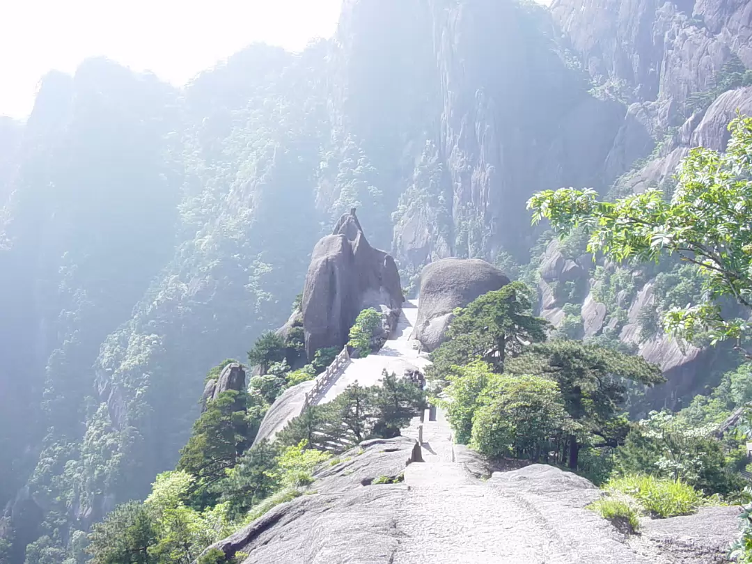 Yellow-Mountain-34