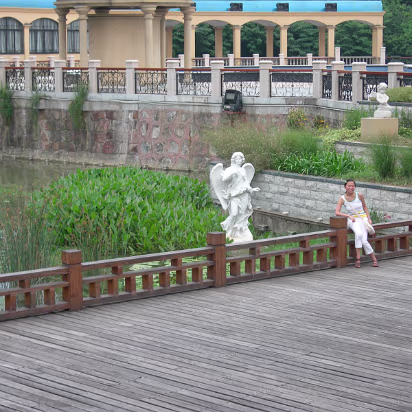 EuropePark10 Hanhan near the abandoned part of the park.