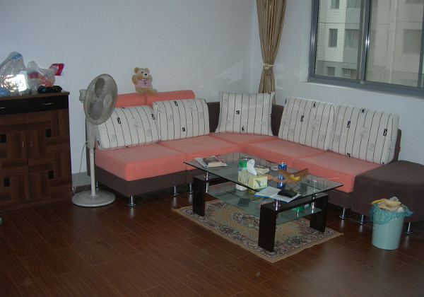Second Apartment In Wuxi Second Apartment In Wuxi The apartment at Southern Yangtzi University in Wuxi.