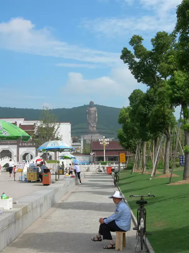 Ling-Shan-01