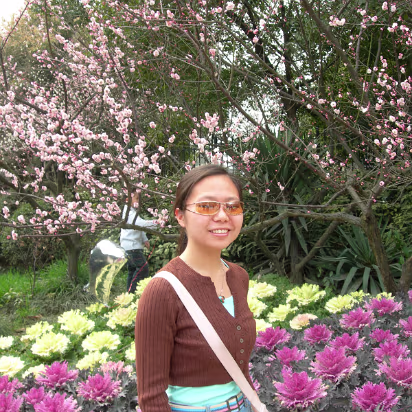 Mei-Yuan-01 Beginning our visit with a smile!