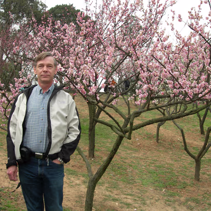 Mei-Yuan-06 Me and my lucky flowers, it's a long story.