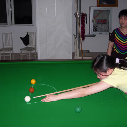 Guanghua-Lounge-02 Hanhan is winning her inheritance tonight!