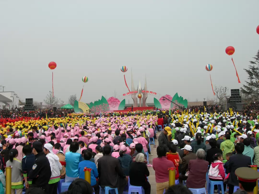 Peach-Festival-03
