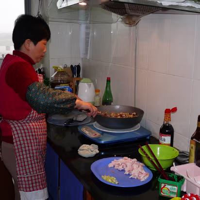 Spring-Festival-2007-049 The master chef at work for the third day!