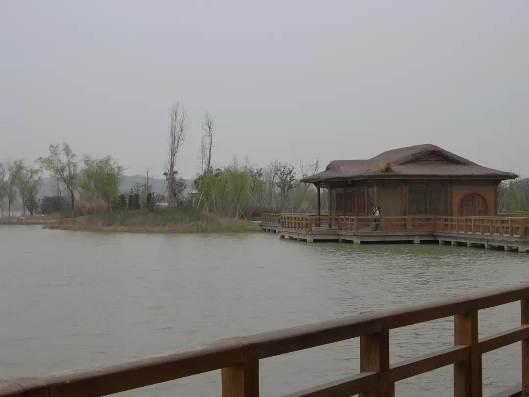 Tai-Lake-06