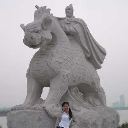 Tai-Lake-16 Hanhan and 'The animal that does not look like any animal'