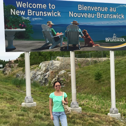 IMG_0079 Since Hanhan has visited all 50 U.S. States, we decided to get all Canadian Provinces.