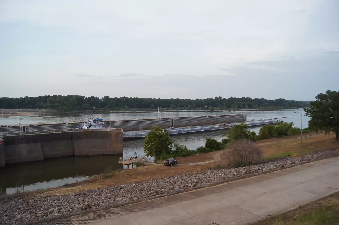 Big_Dam_Bridge-003