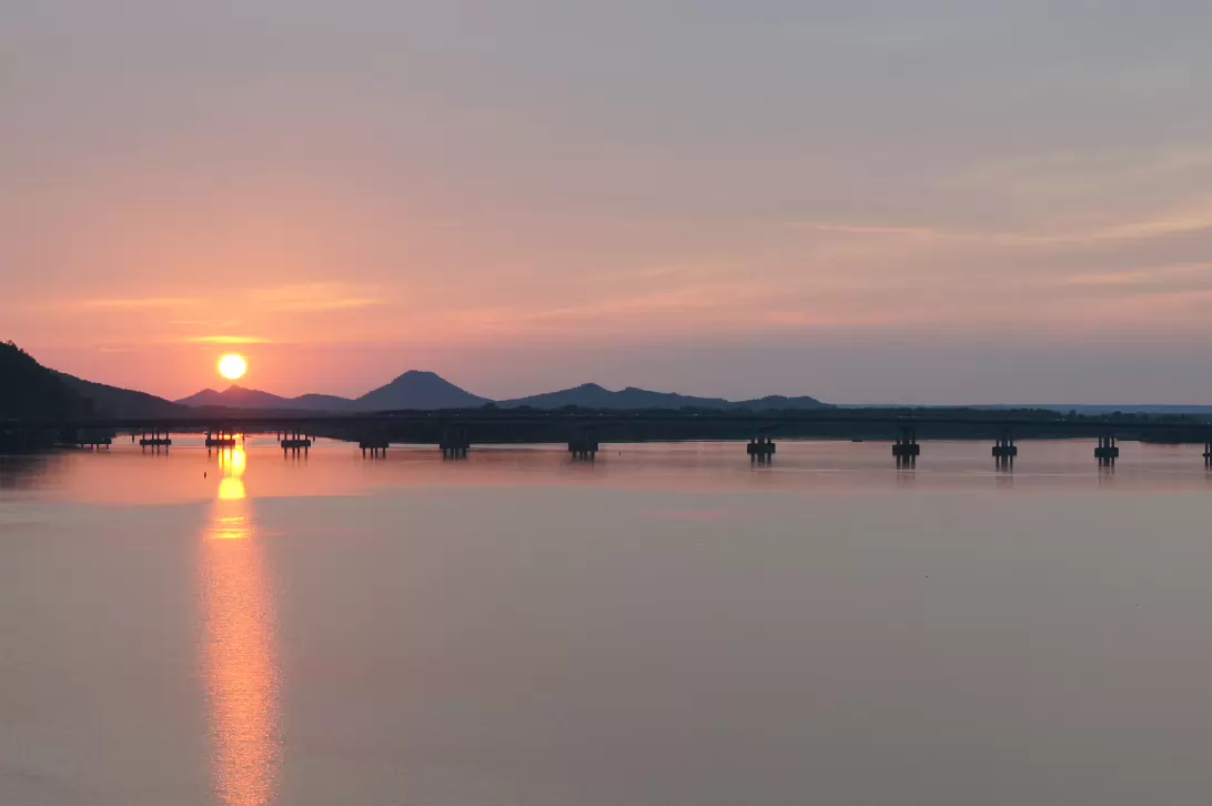 Big_Dam_Bridge-014
