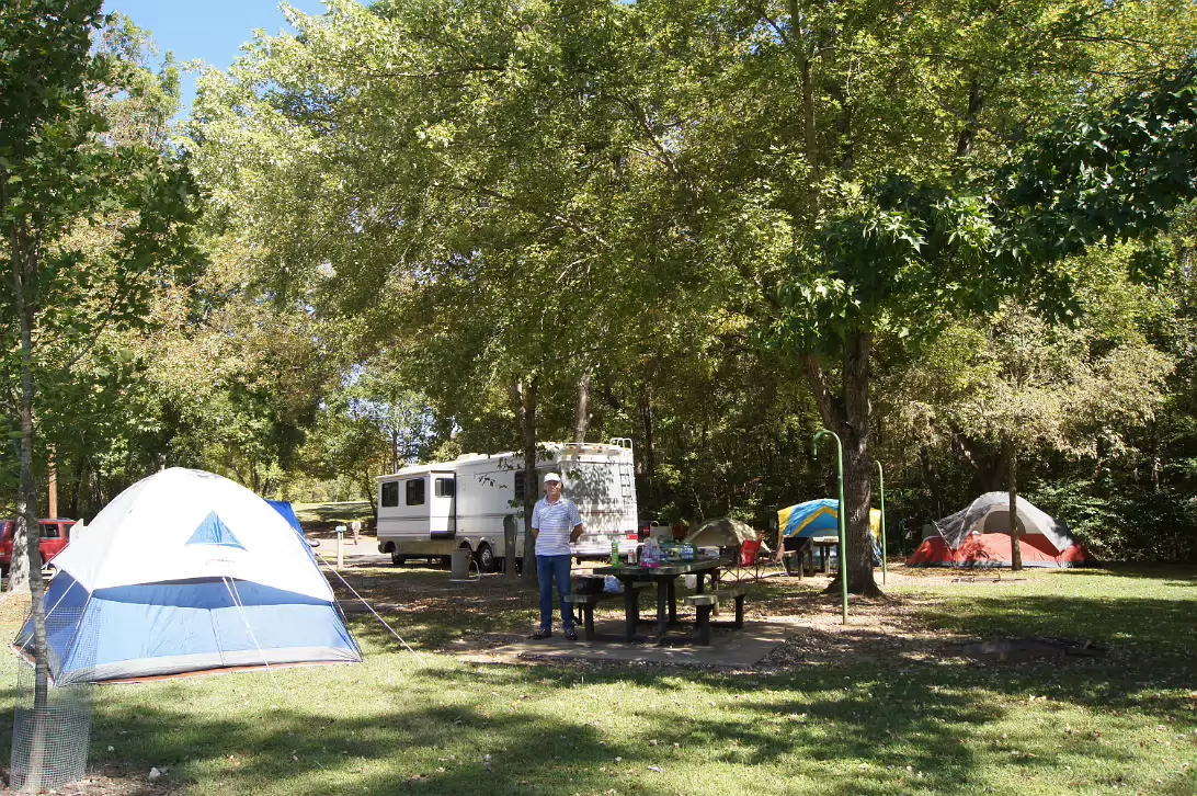 Bull_Shoals_Camping-001