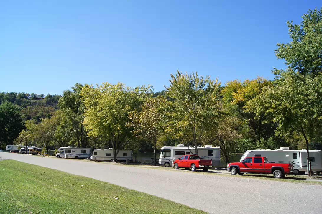 Bull_Shoals_Camping-002