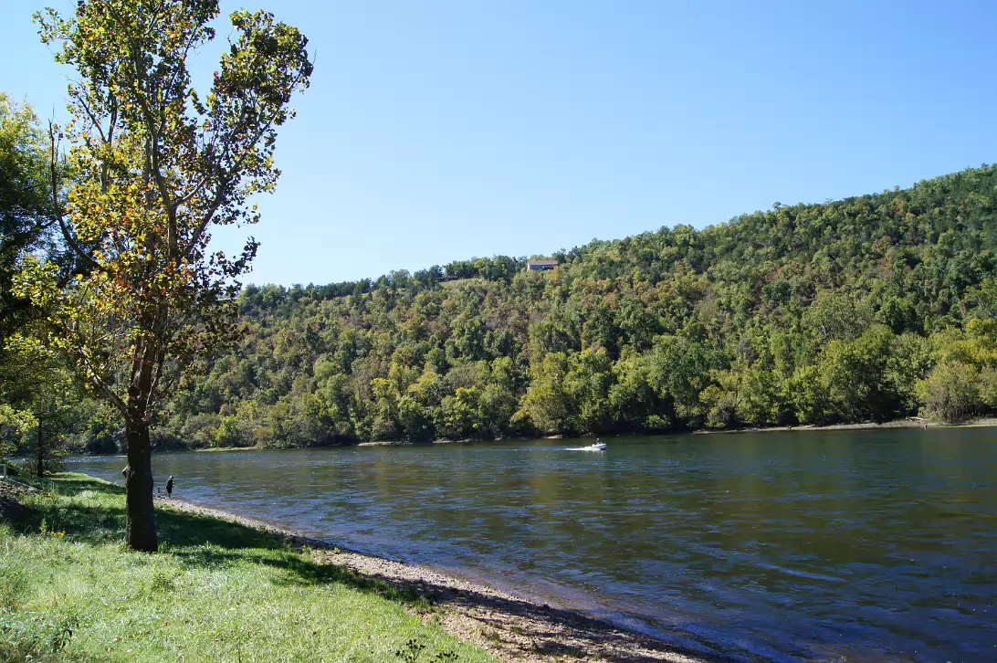 Bull_Shoals_Camping-004