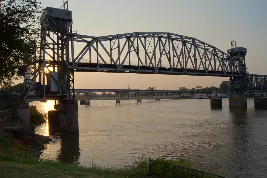 Downtown_Little_Rock-008