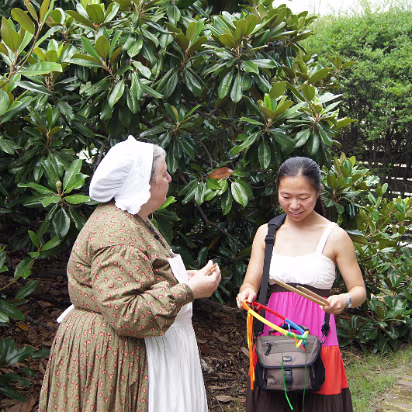 Independence_Day_2011-023 Talk with a character at the museum.