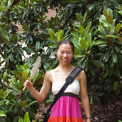 Independence_Day_2011-033 Cool down in the shade.