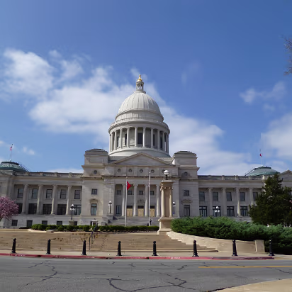 Little_Rock_Trip_2011-004 The state capitol is a replica of the US capitol building.