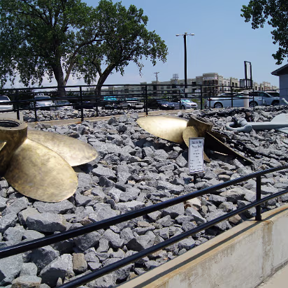 Maritime_Museum-007 The screws from the submarine.