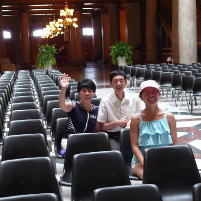 Downtown_Indy_June_2009-026 Raise your hand if your need to use the bathroom.