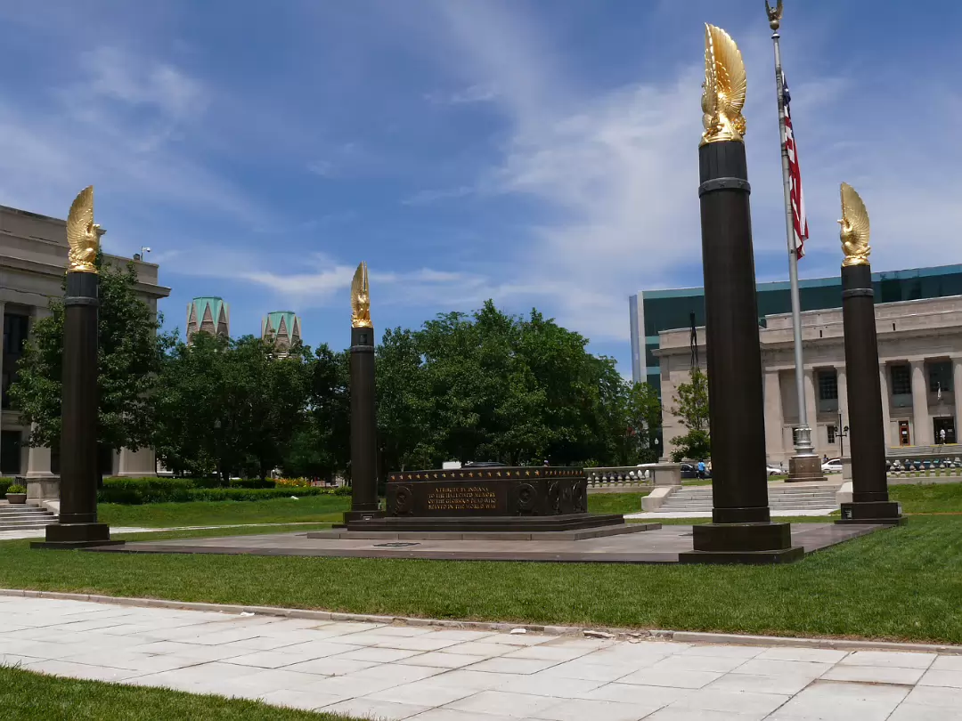 Downtown_Indy_June_2009-054