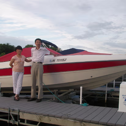 Family_Fun_Day-005 Hanhan's parents want this red boat one day.