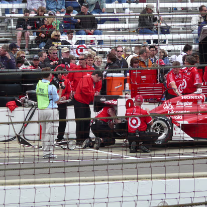 Indy_Pole_Day_2009-010 Look at the hive of activity around the car.