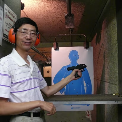 Shooting_Range-016 He wanted to fire a pistol, 9mm looked good.