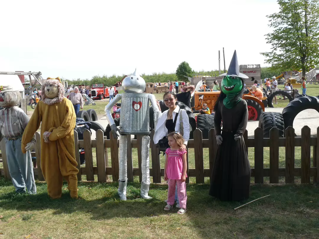 Apple_Orchard_Day-003