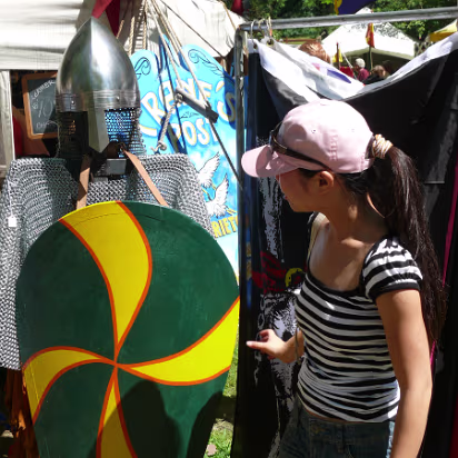 Olde_English_Faire-014 A last look at the chainmail.