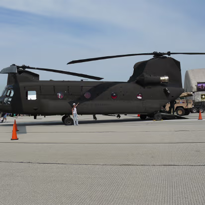 Prairie_Airshow_07-014 Admiring the CH-47 Chinook heavy lift helicopter