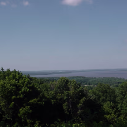 Random-013 This is taken from Grandview Drive, atop the bluff in Peoria.