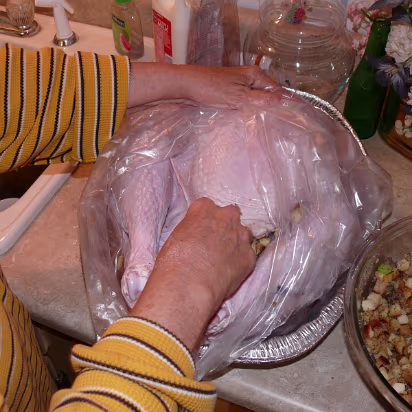 Thanksgiving_2007-017 I'm glad this doesn't happen to me!