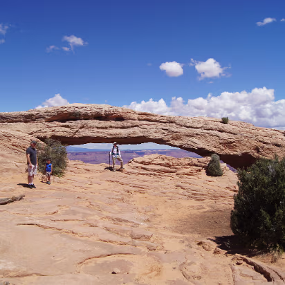 Canyonlands_NP-024 The Mesa Arch, absolutely magnificent.