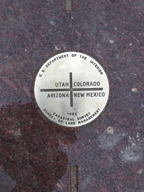 Four_Corners-002