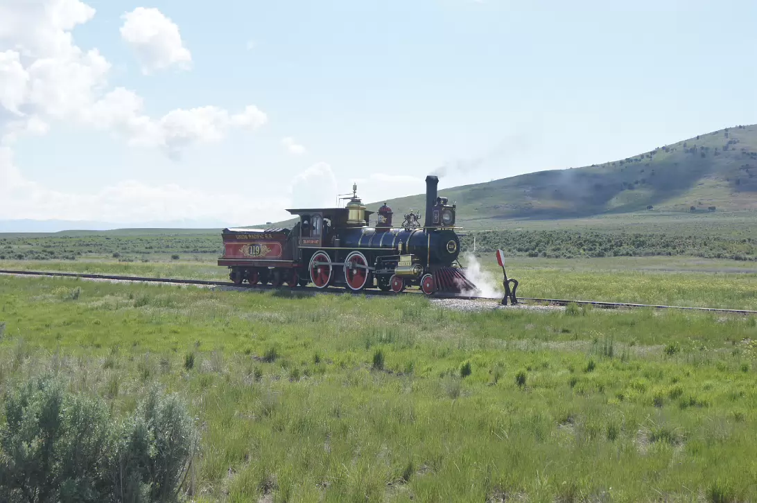 Golden_Spike_NHS-002