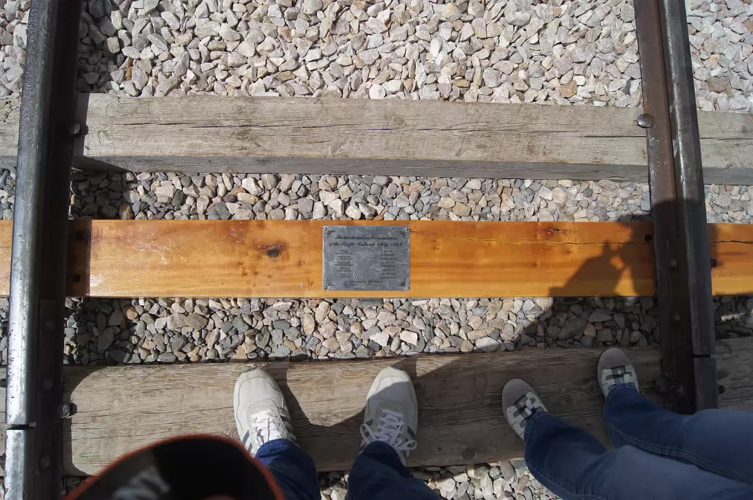 Golden_Spike_NHS-014