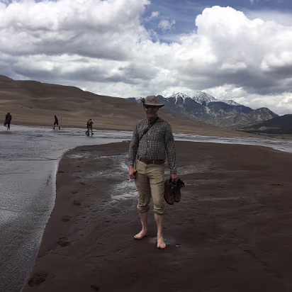 GSDNP-136 Tom Sawyer has forded one branch of the creek. It was VERY cold water!
